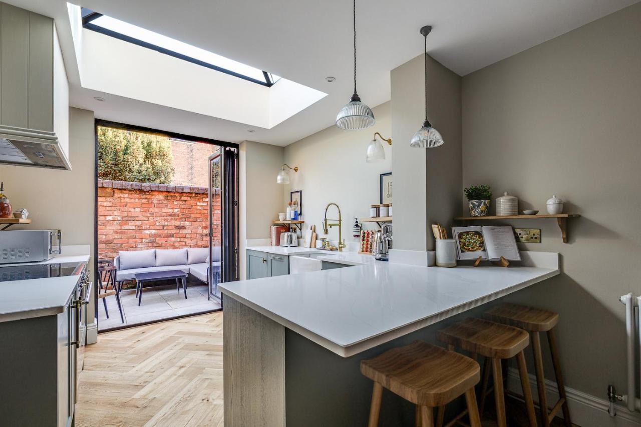 *New* Little Pyecroft House, Chester Exteriör bild