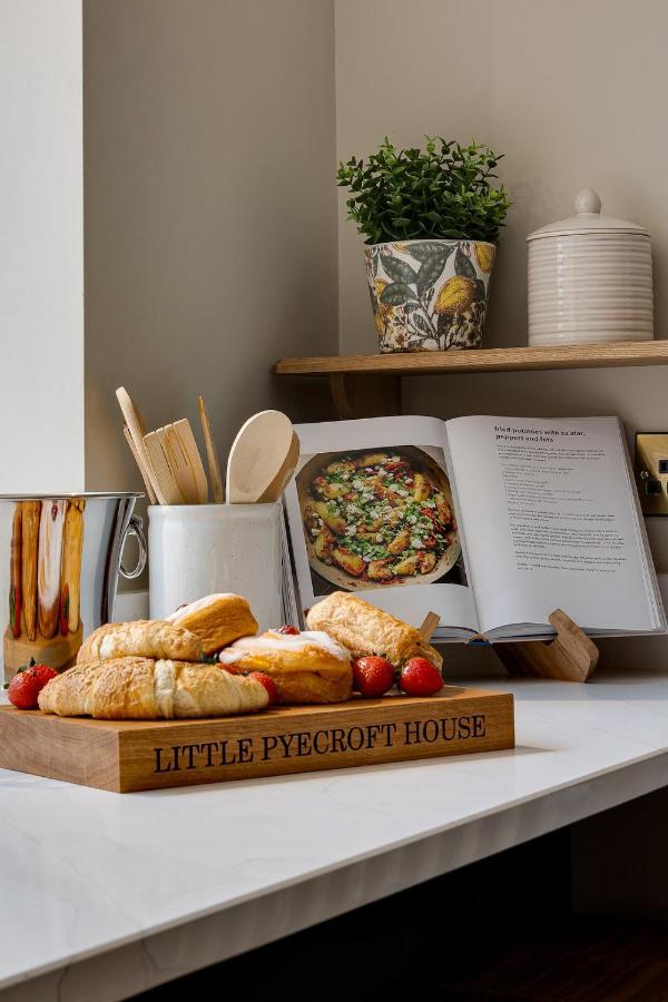 *New* Little Pyecroft House, Chester Exteriör bild