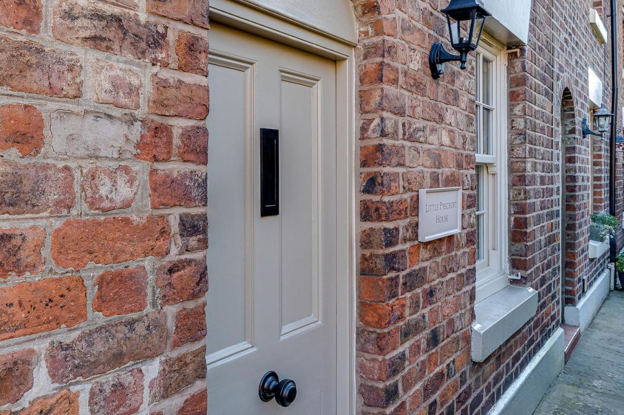 *New* Little Pyecroft House, Chester Exteriör bild