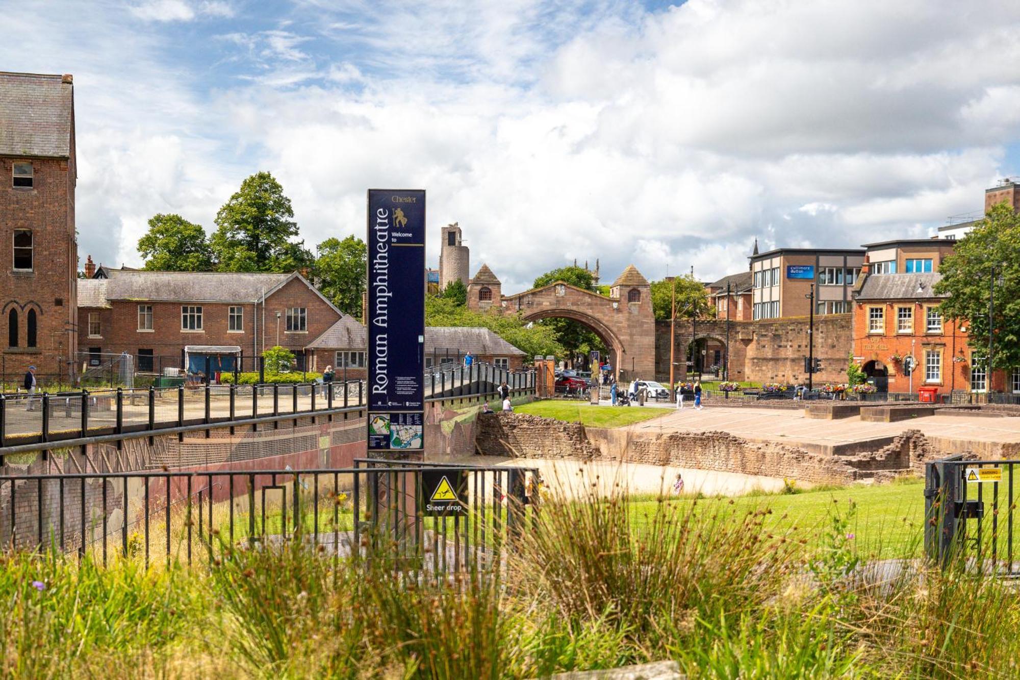 *New* Little Pyecroft House, Chester Exteriör bild